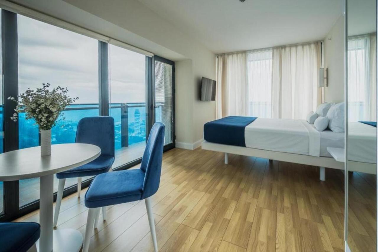 Seaside Resort In New Orbi Twins Batumi Kültér fotó