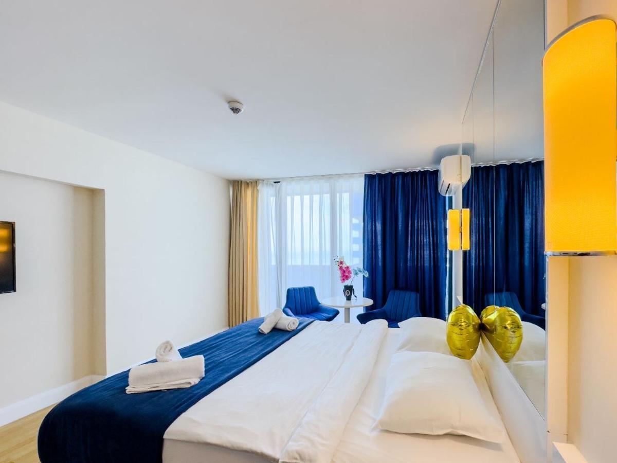 Seaside Resort In New Orbi Twins Batumi Kültér fotó